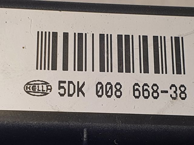 bontott OPEL ASTRA H Biztosítéktábla Motortér