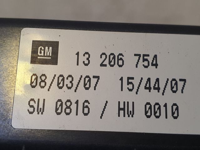 bontott OPEL ASTRA H Biztosítéktábla Motortér