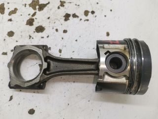 bontott OPEL ASTRA H Dugattyú és Hajtókar