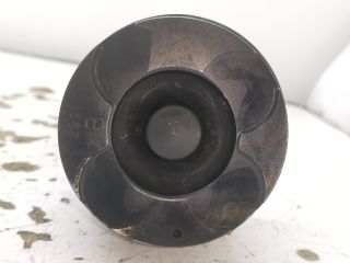 bontott OPEL ASTRA H Dugattyú és Hajtókar