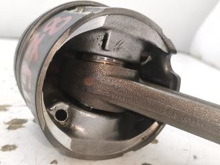 bontott OPEL ASTRA H Dugattyú és Hajtókar