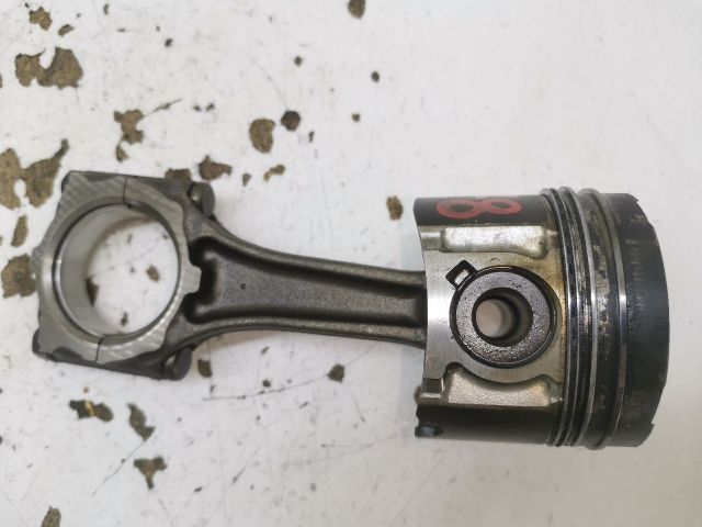 bontott OPEL ASTRA H Dugattyú és Hajtókar