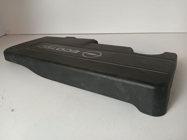 bontott OPEL ASTRA H Felső Motorburkolat