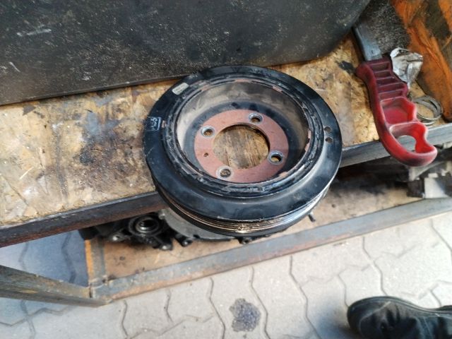 bontott OPEL ASTRA H Főtengely Szíjtárcsa