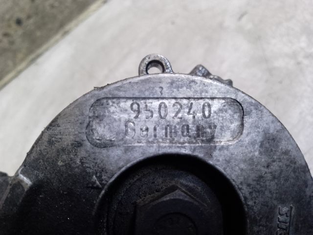 bontott OPEL ASTRA H Generátor Tartó Bak