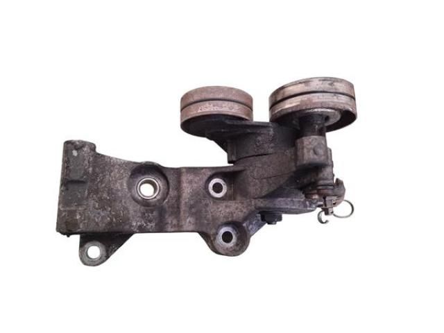 bontott OPEL ASTRA H Generátor Tartó Bak