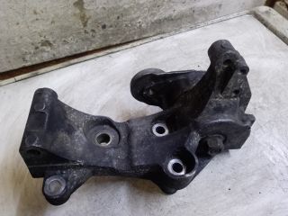 bontott OPEL ASTRA H Generátor Tartó Bak