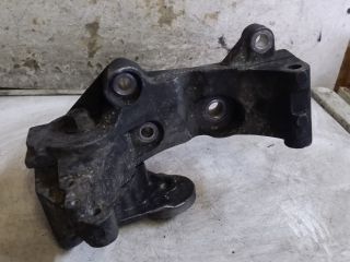 bontott OPEL ASTRA H Generátor Tartó Bak