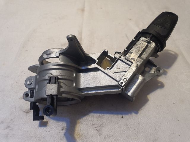 bontott OPEL ASTRA H Gyújtáskapcsoló Házzal