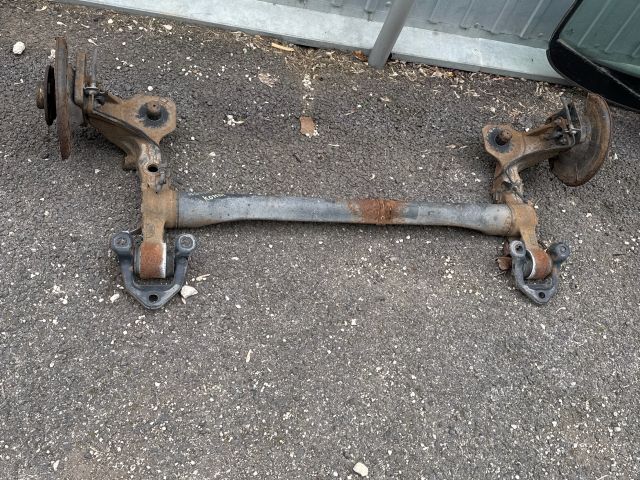 bontott OPEL ASTRA H Hátsó Híd (Tárcsafékes)