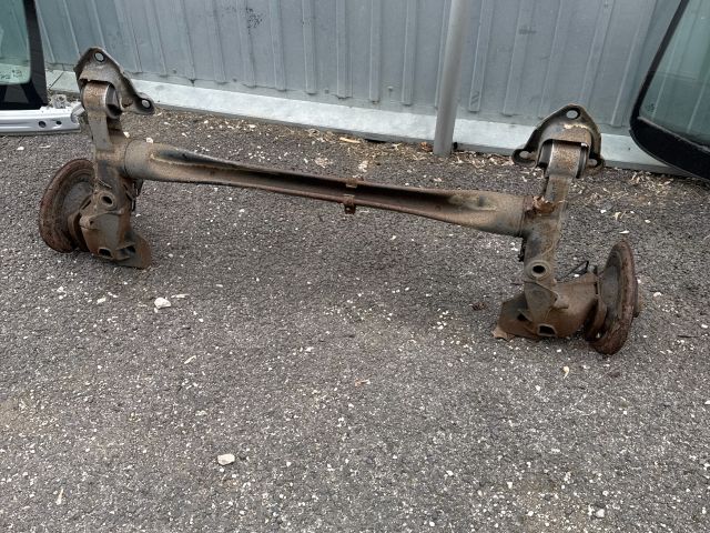 bontott OPEL ASTRA H Hátsó Híd (Tárcsafékes)