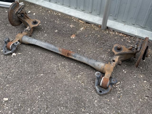 bontott OPEL ASTRA H Hátsó Híd (Tárcsafékes)