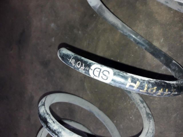 bontott OPEL ASTRA H Hátsó Rugó