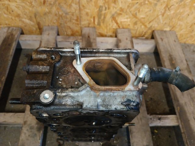 bontott OPEL ASTRA H Hengerfej