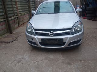 bontott OPEL ASTRA H Hengerfej