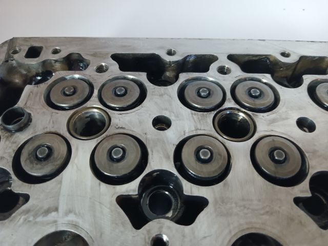 bontott OPEL ASTRA H Hengerfej