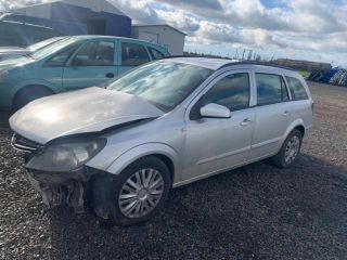 bontott OPEL ASTRA H Hengerfej
