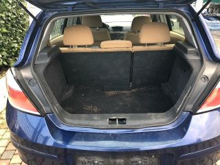 bontott OPEL ASTRA H Homlokfal (Üres lemez)