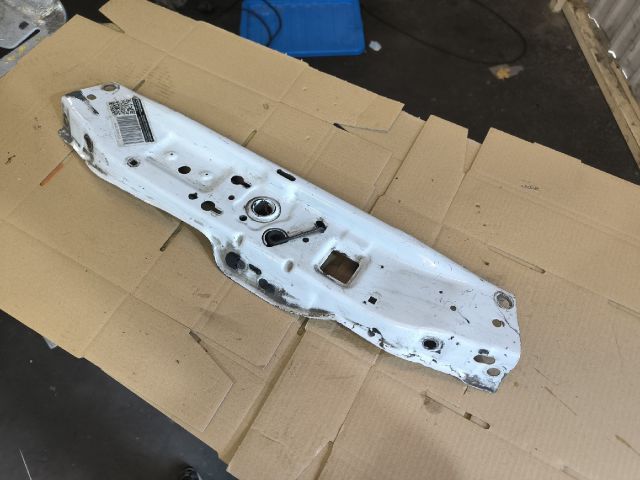 bontott OPEL ASTRA H Homlokfal (Üres lemez)