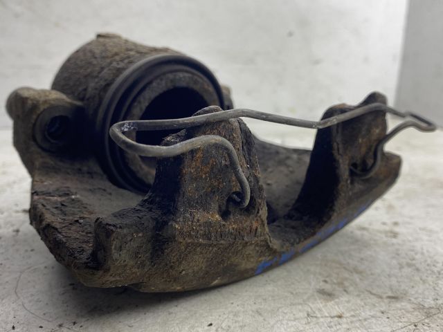 bontott OPEL ASTRA H Jobb első Féknyereg Munkahengerrel