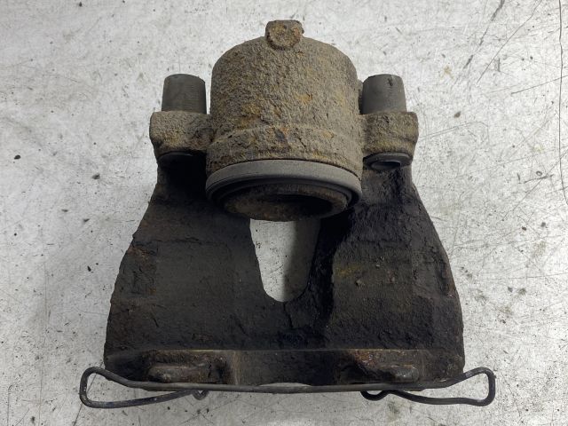 bontott OPEL ASTRA H Jobb első Féknyereg Munkahengerrel