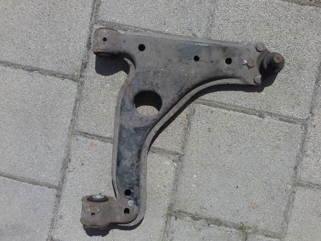 bontott OPEL ASTRA H Jobb első Lengőkar