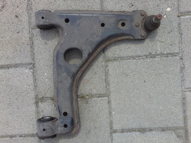 bontott OPEL ASTRA H Jobb első Lengőkar