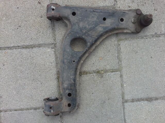 bontott OPEL ASTRA H Jobb első Lengőkar