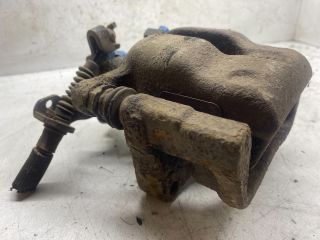 bontott OPEL ASTRA H Jobb hátsó Féknyereg Munkahengerrel