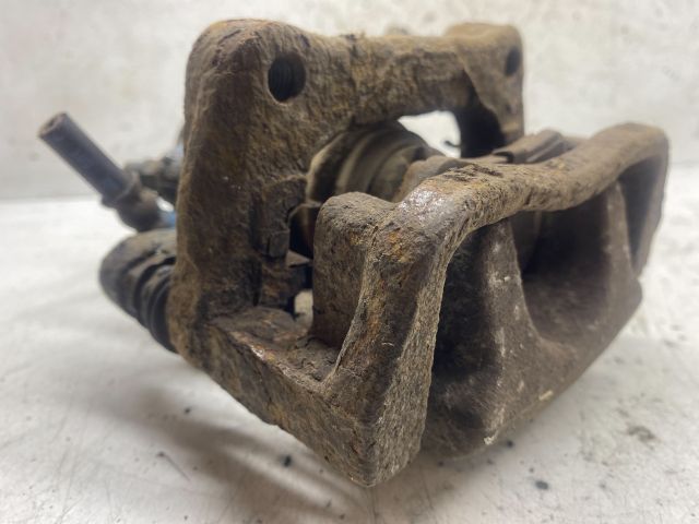 bontott OPEL ASTRA H Jobb hátsó Féknyereg Munkahengerrel