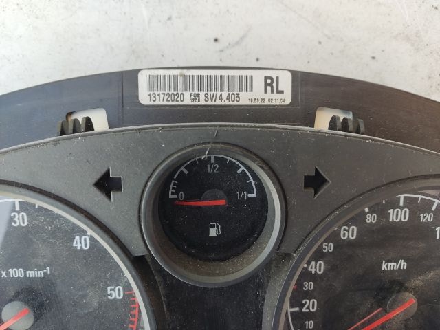 bontott OPEL ASTRA H Kilométeróra