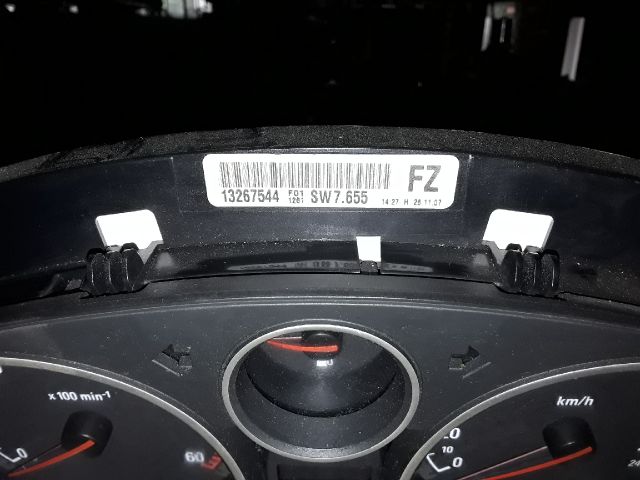 bontott OPEL ASTRA H Kilométeróra