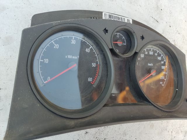 bontott OPEL ASTRA H Kilométeróra