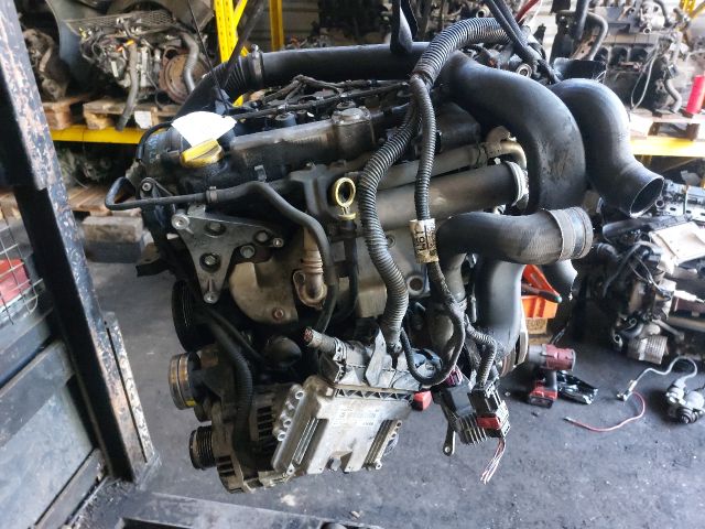 bontott OPEL ASTRA H Komplett Motor (Segédberendezésekkel)