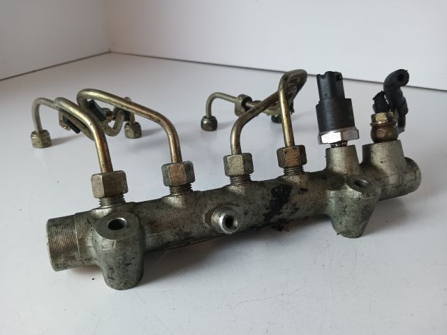 bontott OPEL ASTRA H Közösnyomócső