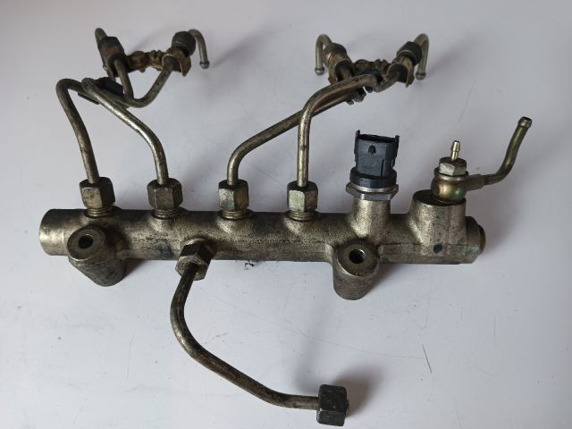 bontott OPEL ASTRA H Közösnyomócső