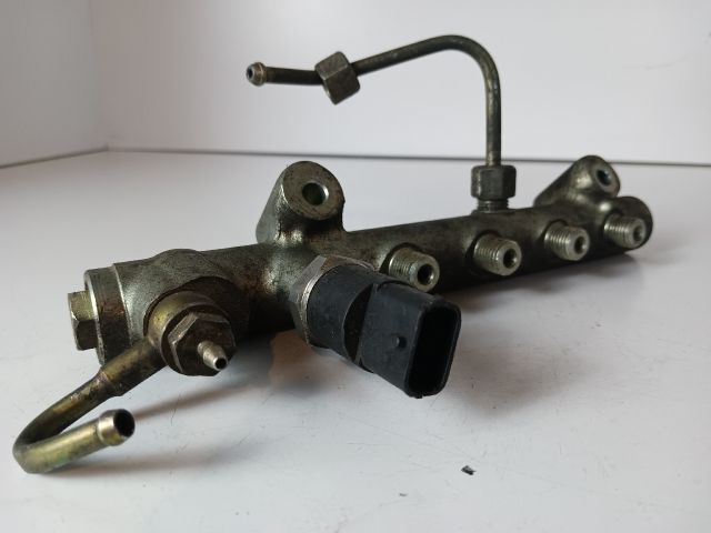 bontott OPEL ASTRA H Közösnyomócső