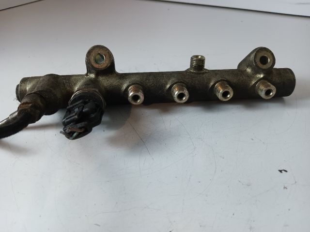 bontott OPEL ASTRA H Közösnyomócső