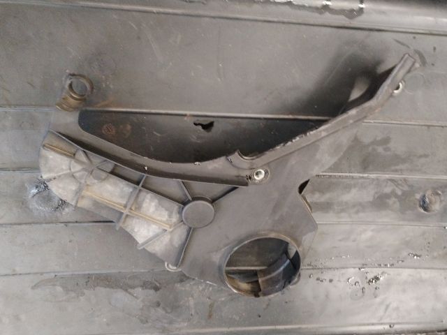 bontott OPEL ASTRA H Külső Alsó Vezérlés Burkolat