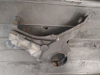 bontott OPEL ASTRA H Külső Alsó Vezérlés Burkolat