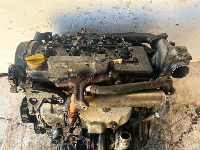 bontott OPEL ASTRA H Motor (Fűzött blokk hengerfejjel)