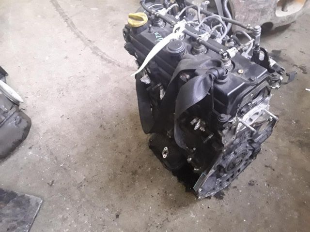 bontott OPEL ASTRA H Motor (Fűzött blokk hengerfejjel)