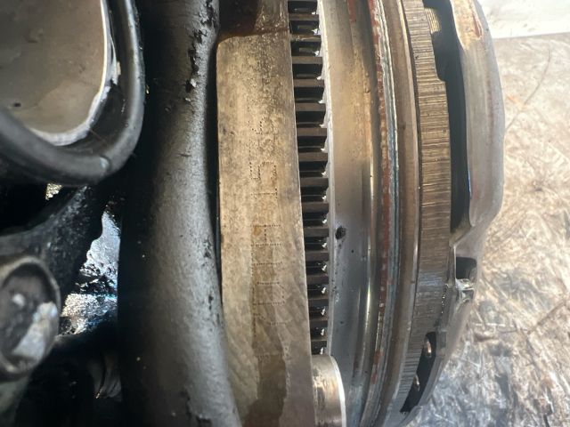 bontott OPEL ASTRA H Motor (Fűzött blokk hengerfejjel)