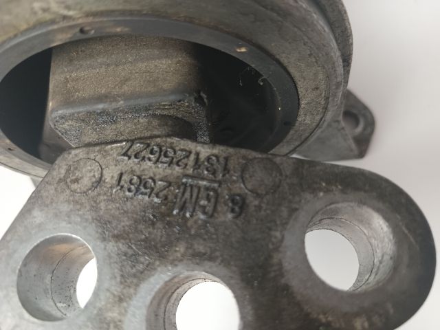 bontott OPEL ASTRA H Motor Tartó Bak Jobb