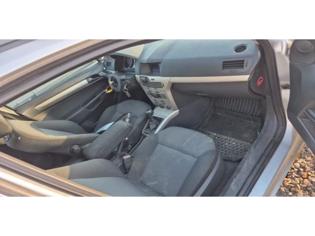 bontott OPEL ASTRA H Motor Tartó Bak (Pozíciófüggetlen)