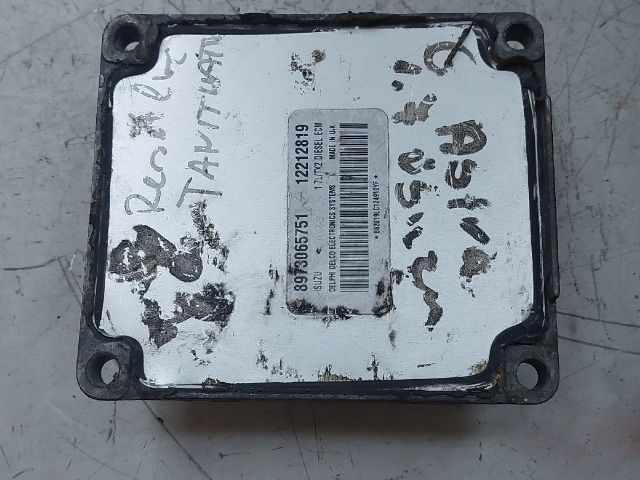 bontott OPEL ASTRA H Motorvezérlő