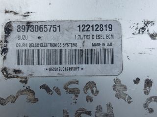 bontott OPEL ASTRA H Motorvezérlő