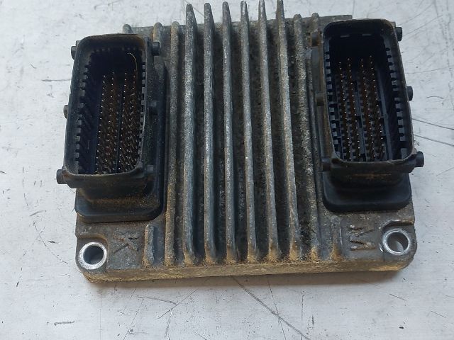 bontott OPEL ASTRA H Motorvezérlő