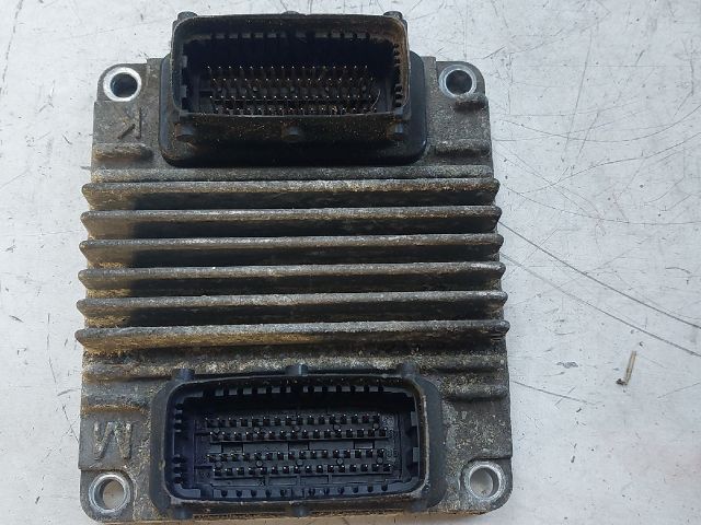 bontott OPEL ASTRA H Motorvezérlő