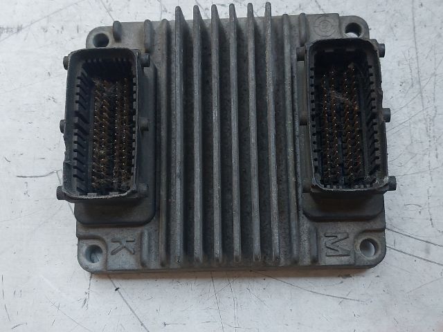 bontott OPEL ASTRA H Motorvezérlő